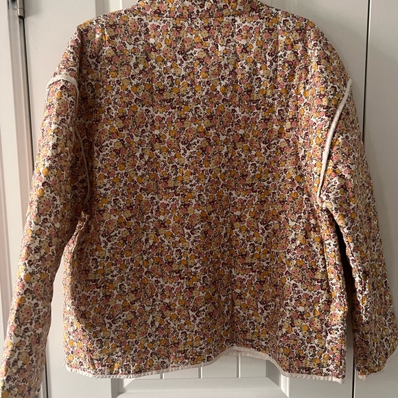 Jillian Harris x Joe Fresh Autumn Blooms Quilted Jacket - Picture 3 of 6